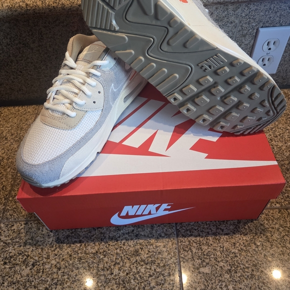Men's Cream Nike Air Max Sneakers - Picture 3 of 3